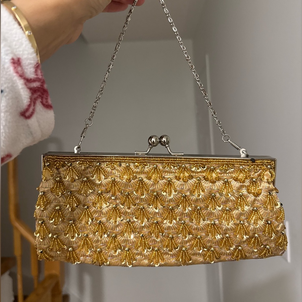 Golden clutch